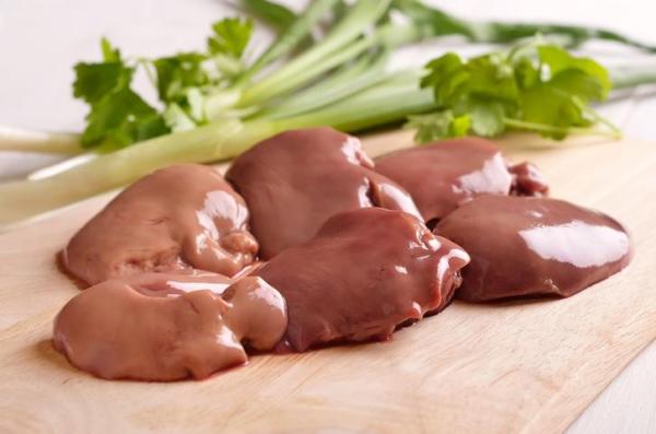 Como preparar fígado de frango para cachorro - Fígado cru para cachorro ou cozido?